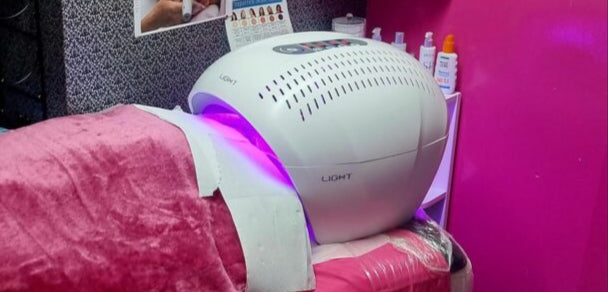 LED therapy facial mask lesson accredited