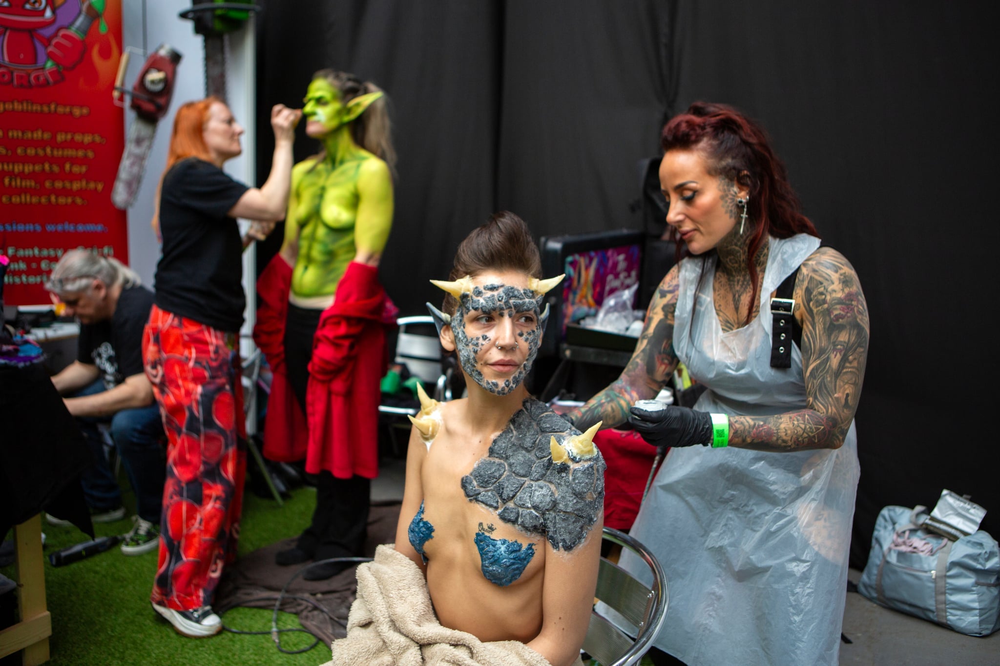 MAKEUP AND FX ARTIST AND EDUCATORE WITHMAKEUP ACADEMY LEICESTERSHIRE