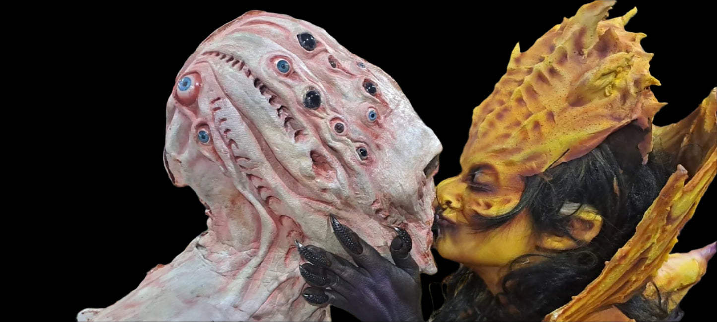 alien head cowl latex