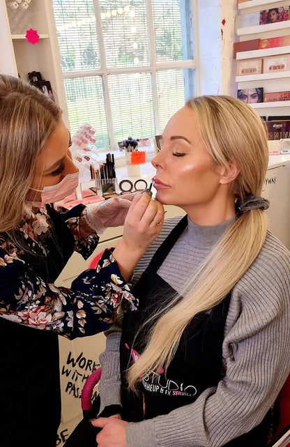 BESPOKE MAKEUP LESSON