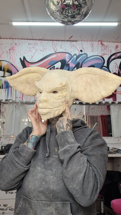 LARGE EARS BALD CAP  PULLOVER