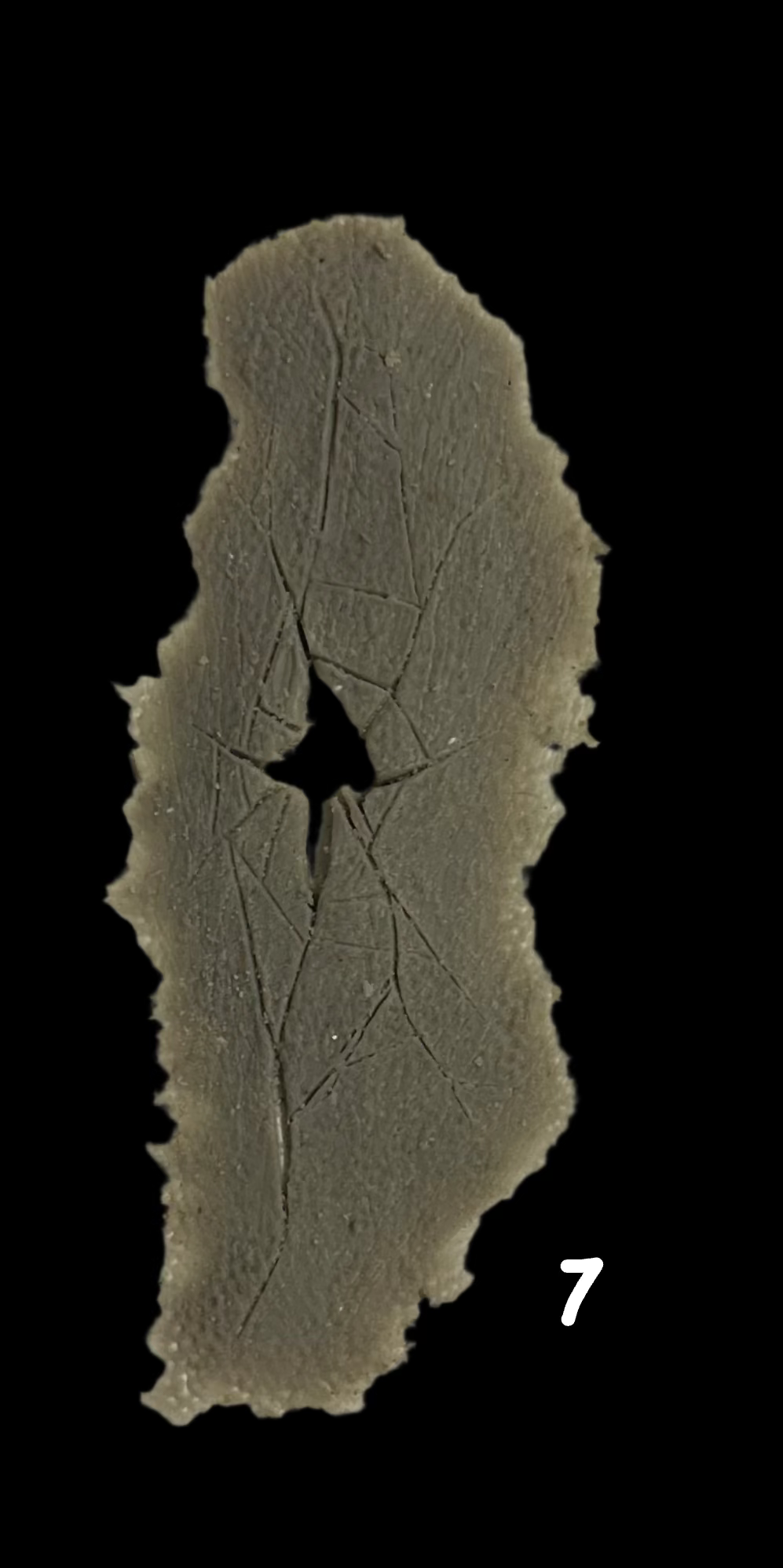 CRACKED SILICONE PIECES no 7