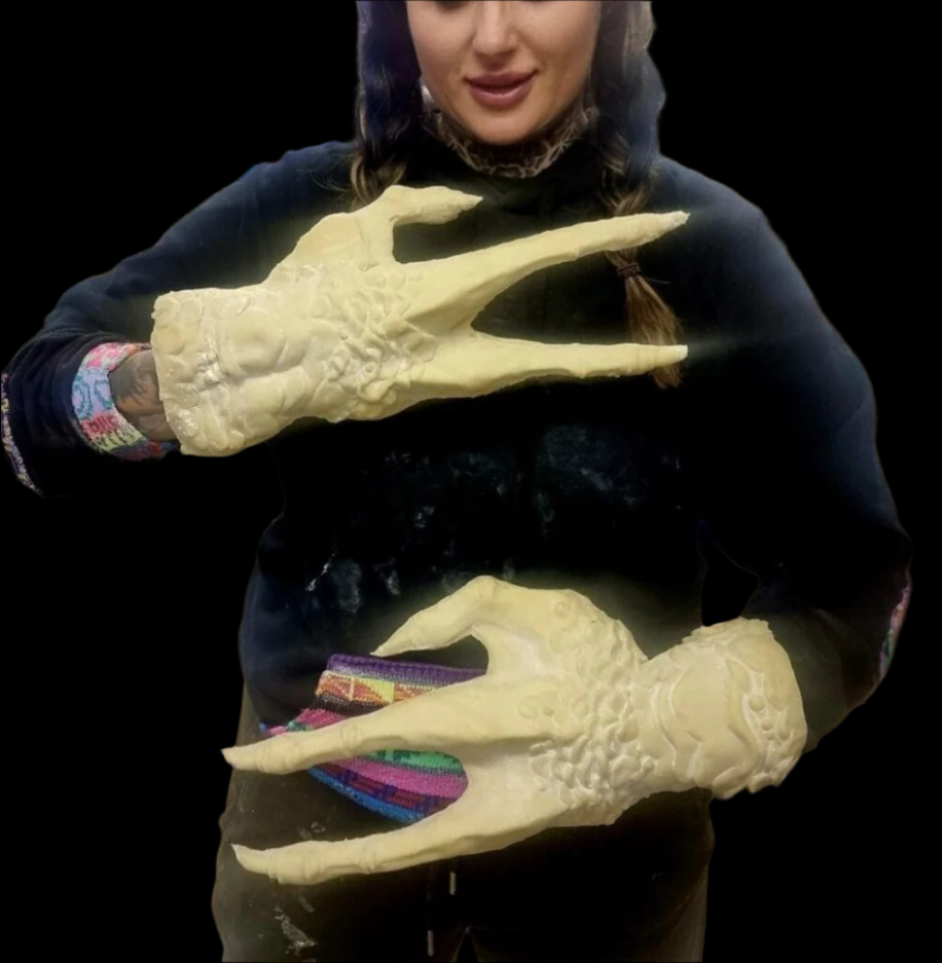 Gremlin Alien Predator hand Gloves 