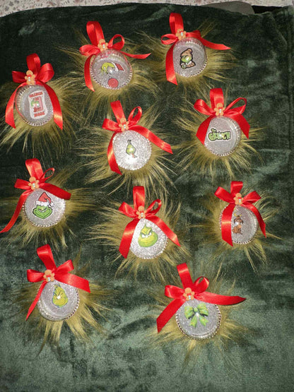 Grinch christmas baubles