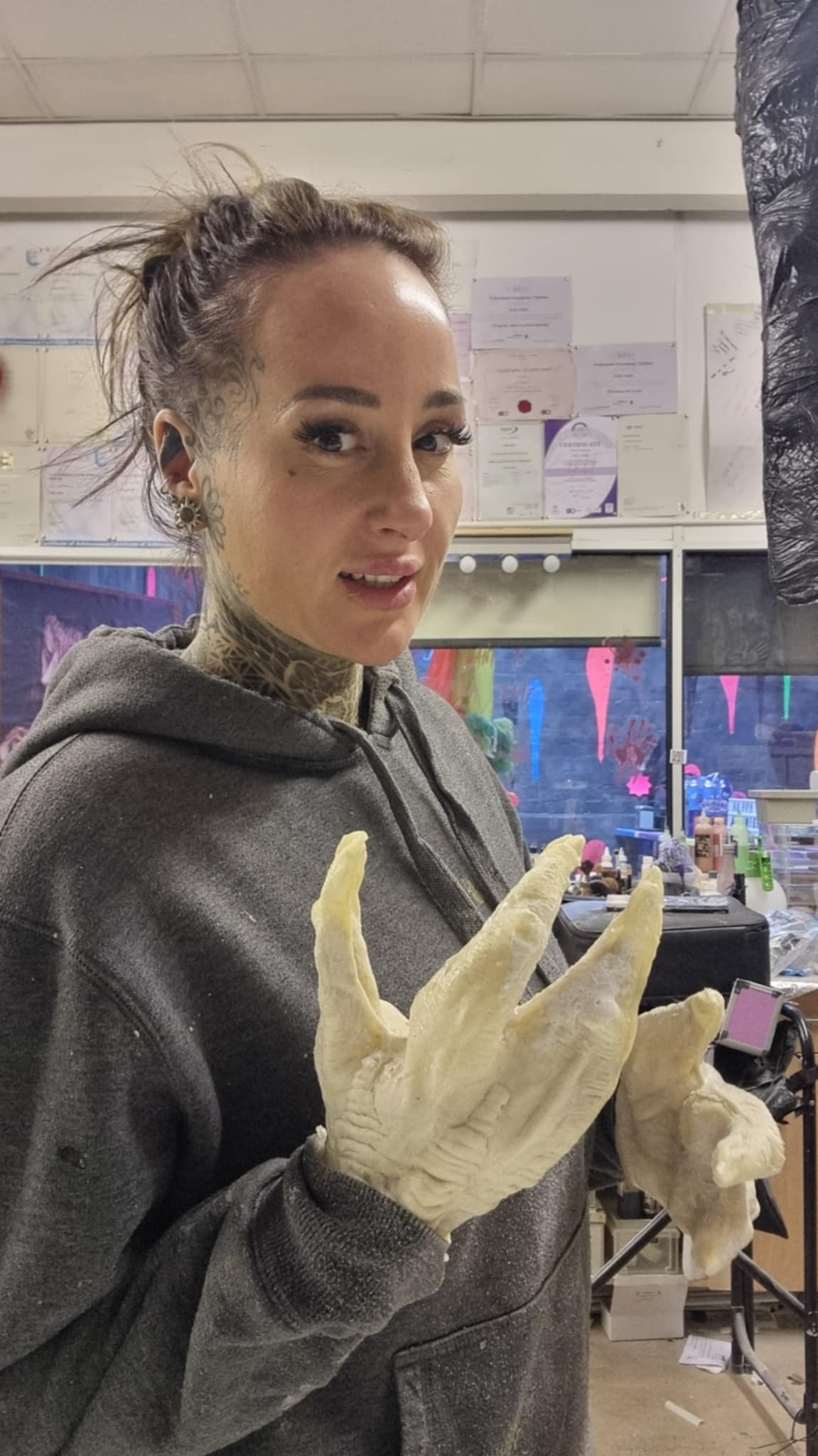 Reptile fancy dress latex gloves