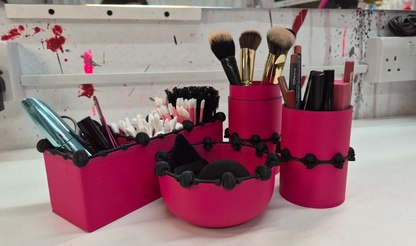 skull and bone gothic brush holder 