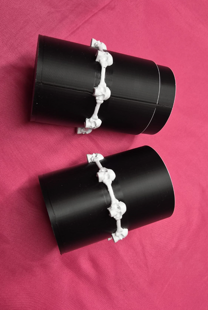 black and white brush holder 