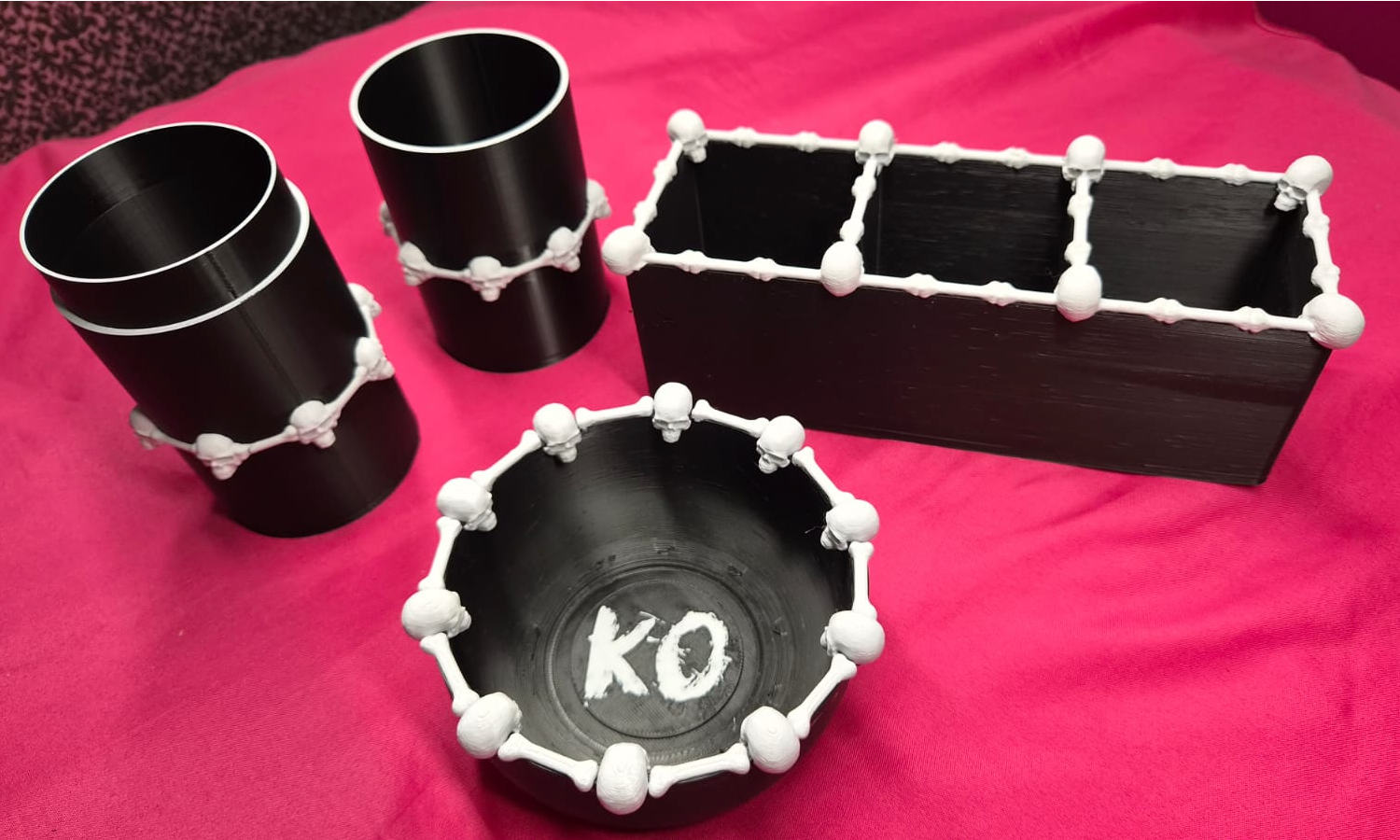 skull and bone brush holder