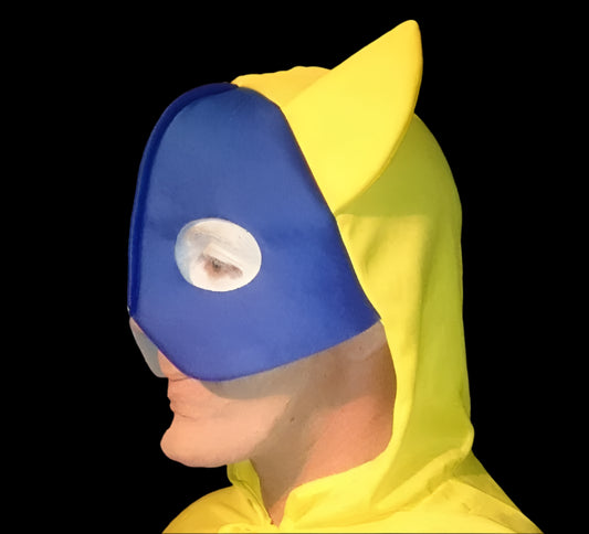 Large defined chin