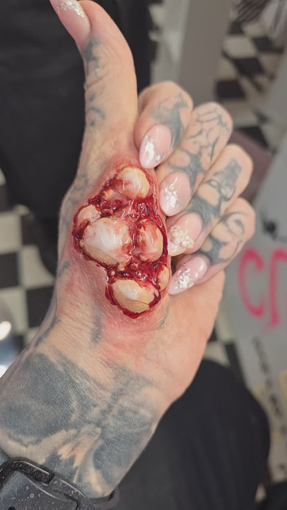 KO STUDIO TEEN CREATIVE MAKEUP & FX SUMMER CAMP