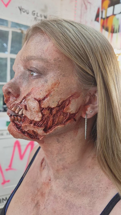 ZOMBIE  EXPOSED TEETH INJURY