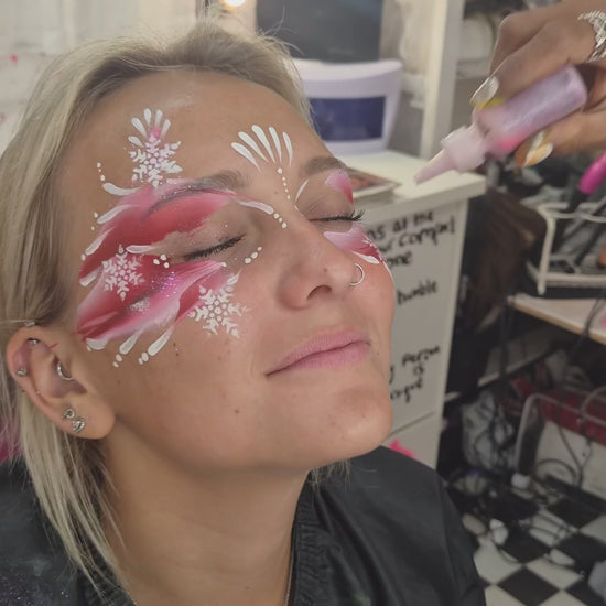 KO STUDIO TEEN CREATIVE MAKEUP & FX SUMMER CAMP face paint lesson
