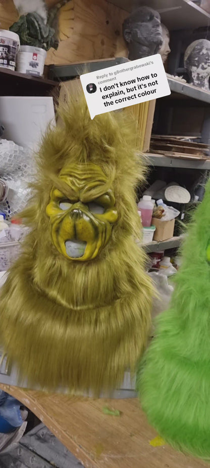 GREEN PULL-OVER GRINCH MASK WITH FUR HOOD