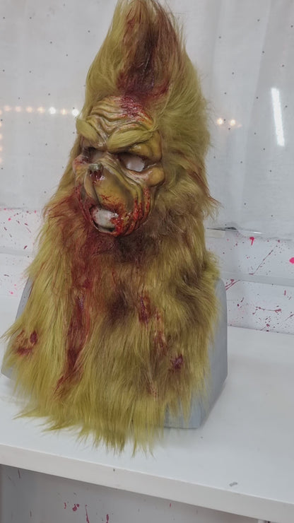 ZOMBIE PULL-OVER GRINCH MASK WITH FUR HOOD
