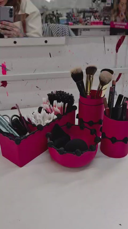 gothic pink accessories tub 