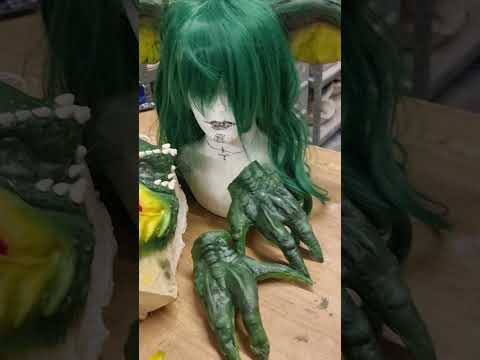 greta gremlins full costume set prosthetic face mask, ears and gloves 