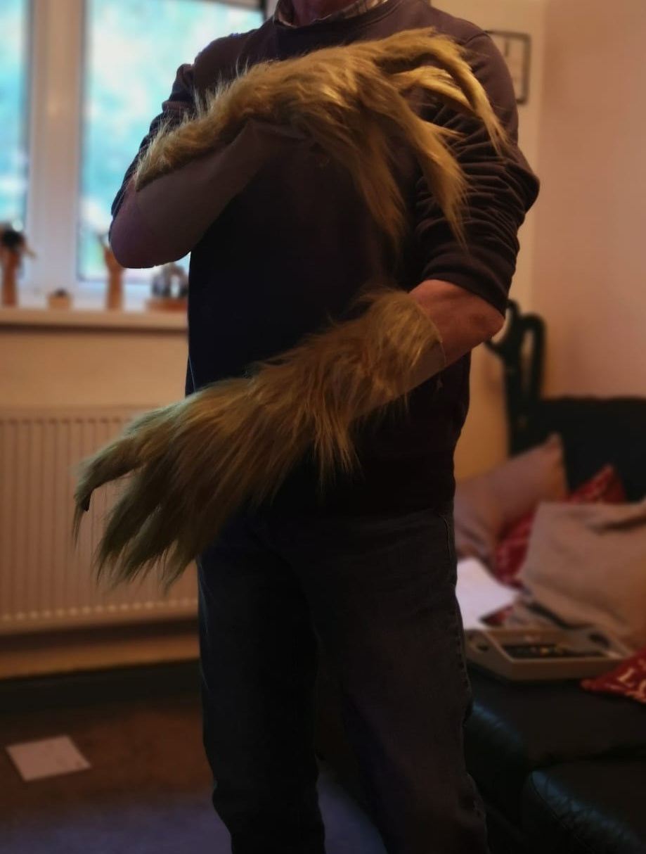 GREEN GRINCH FUR GLOVES