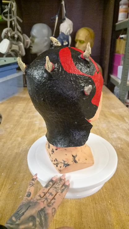 HORN CAP