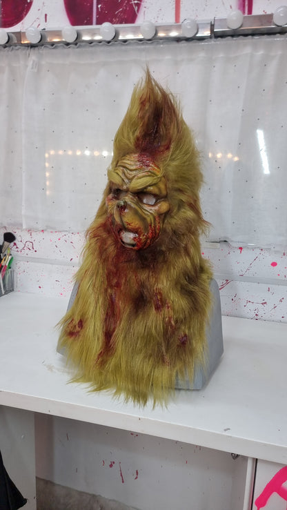 ZOMBIE PULL-OVER GRINCH MASK WITH FUR HOOD