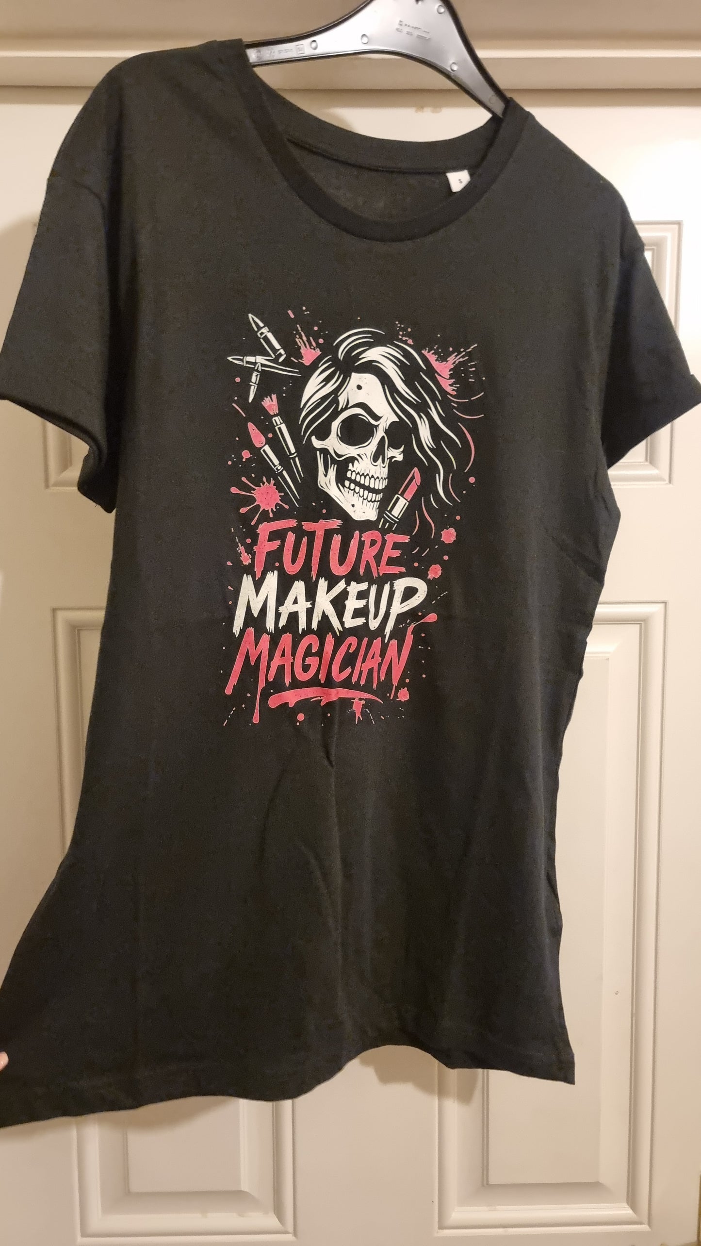 MAKEUP ARTIST TSHIRT