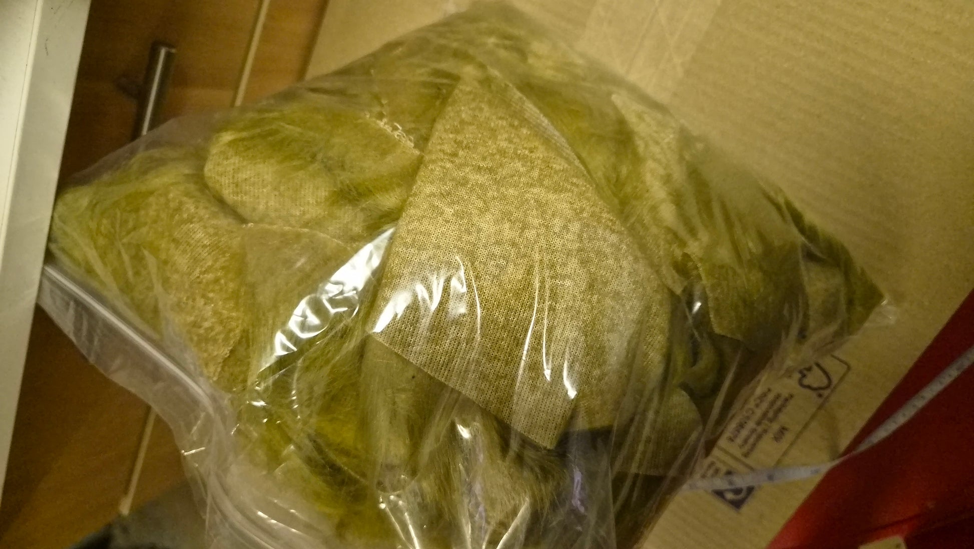 LONG PILE FAUX FUR SCRAPS AND OFFCUTS IN OLIVE GREEN OR LIME GREEN FOR SFX, COSTUME MAKING AND CRAFT PROJECTS