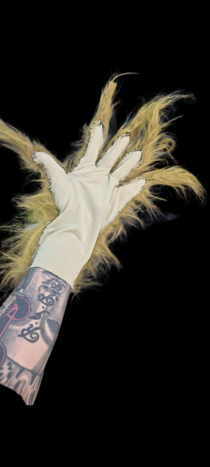 GREEN FUR GLOVES