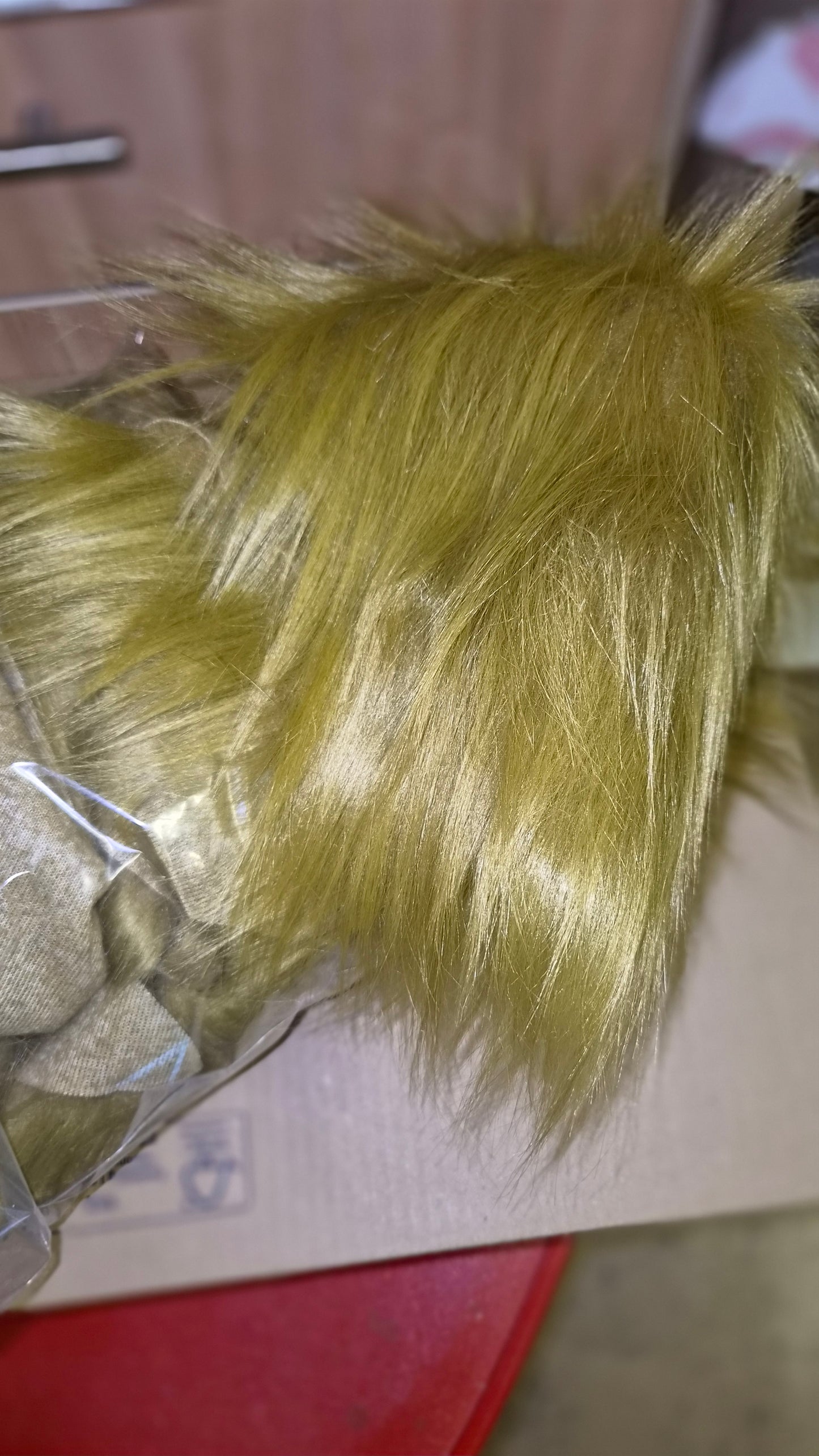 LONG PILE FAUX FUR SCRAPS AND OFFCUTS IN OLIVE GREEN OR LIME GREEN FOR SFX, COSTUME MAKING AND CRAFT PROJECTS