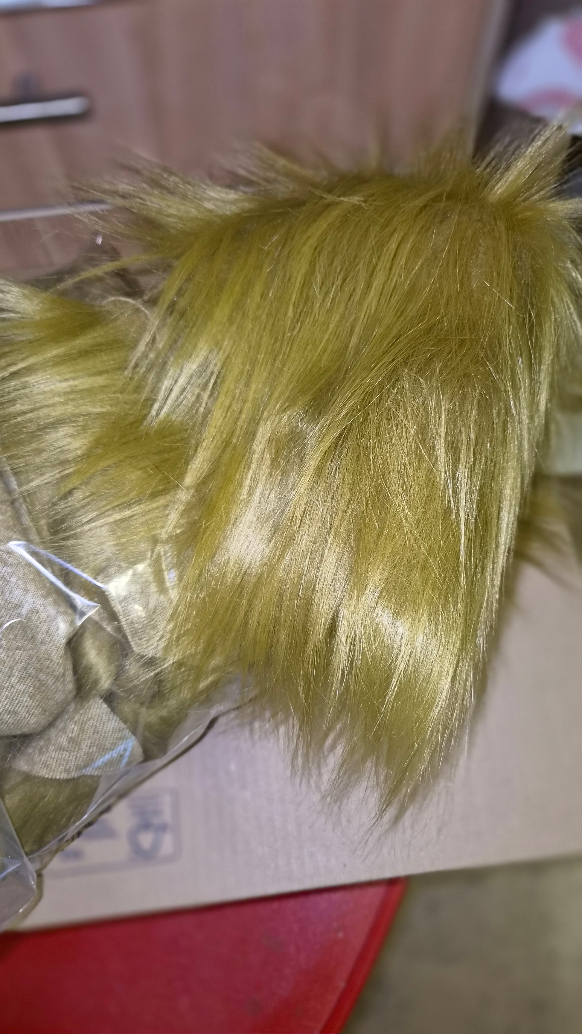 LONG PILE FAUX FUR SCRAPS AND OFFCUTS IN OLIVE GREEN OR LIME GREEN FOR SFX, COSTUME MAKING AND CRAFT PROJECTS