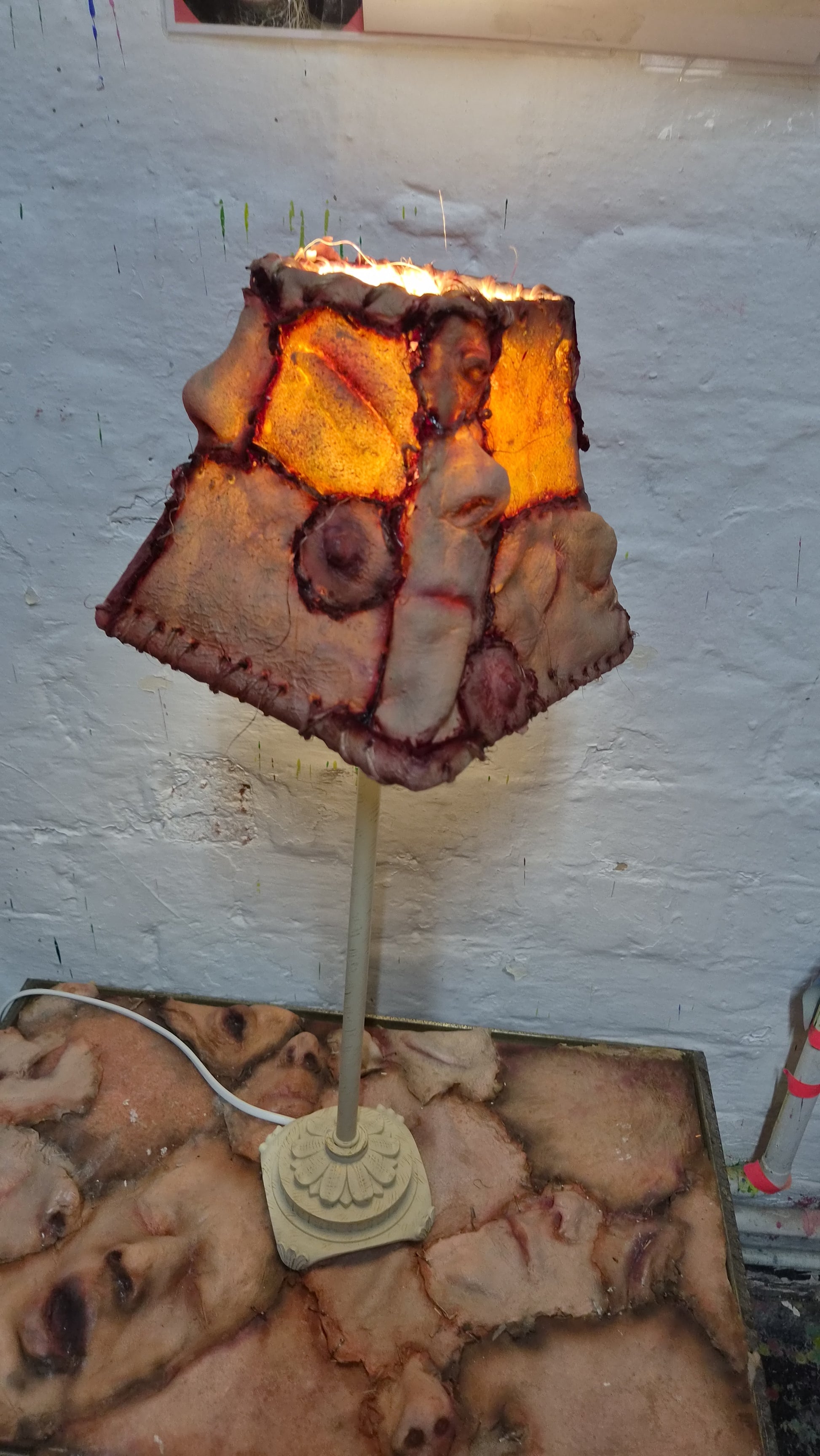 ED GEIN SKIN FLESH HORROR COLLECTABLE LAMP FURNITURE FOR SALE