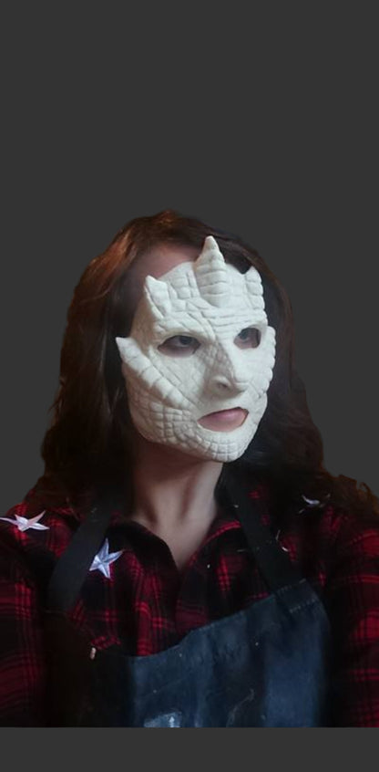 SYLURIAN REPTILE FACE