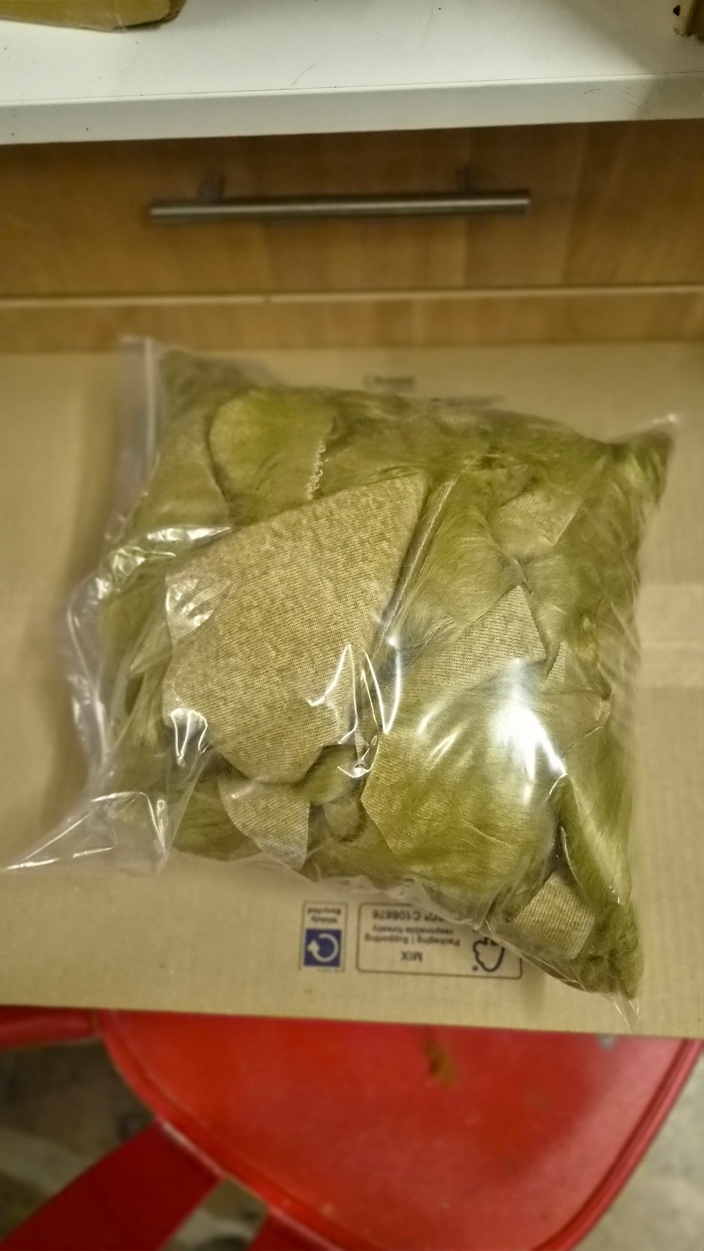 LONG PILE FAUX FUR SCRAPS AND OFFCUTS IN OLIVE GREEN OR LIME GREEN FOR SFX, COSTUME MAKING AND CRAFT PROJECTS
