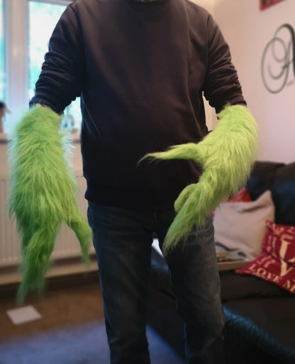 GREEN GRINCH FUR GLOVES