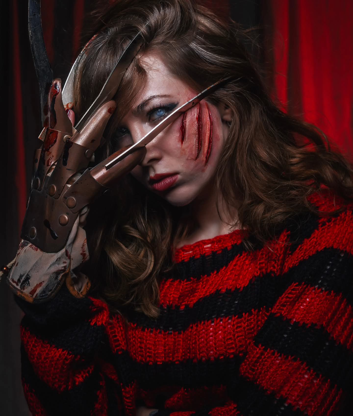 RED RIDING HOOD SLASH