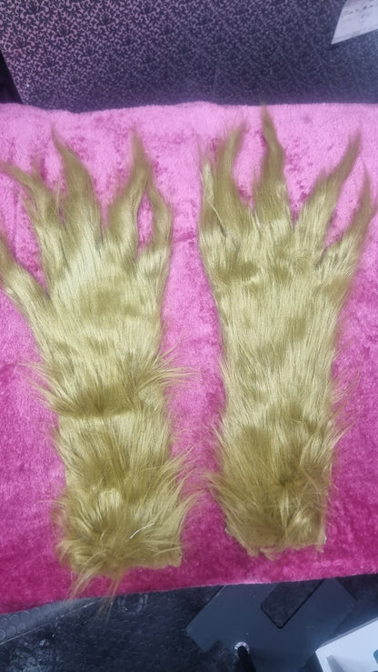 GRINCH FUR GLOVES