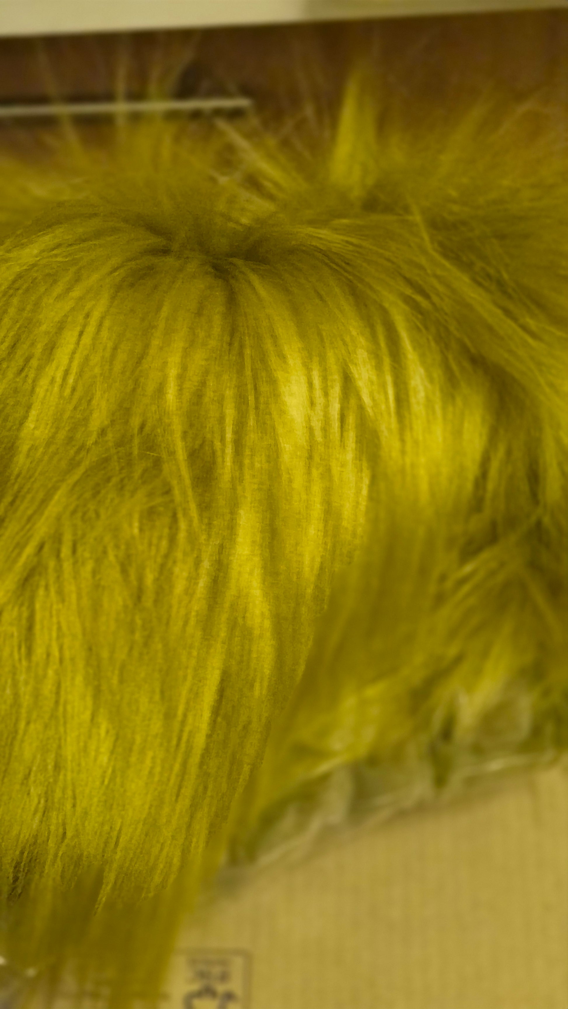 LONG PILE FAUX FUR SCRAPS AND OFFCUTS IN OLIVE GREEN OR LIME GREEN FOR SFX, COSTUME MAKING AND CRAFT PROJECTS