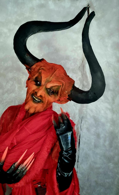 LEGEND DEMON DEVIL