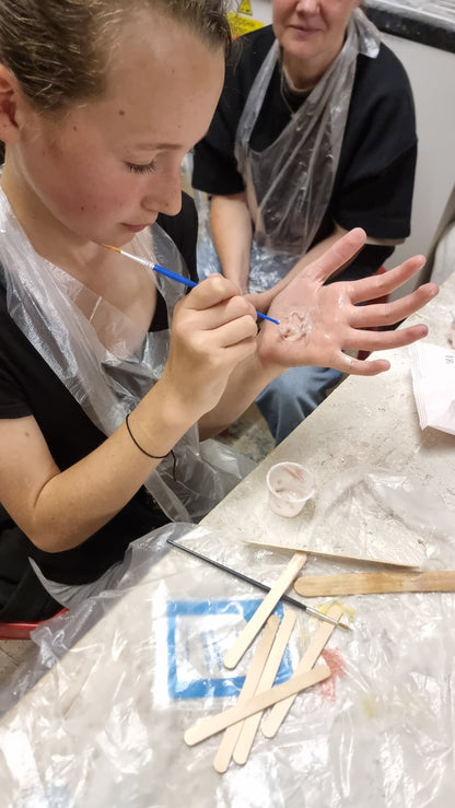 GROUP SFX MAKEUP WORKSHOP