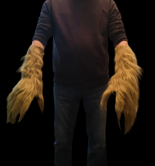 GRINCH FUR GLOVES
